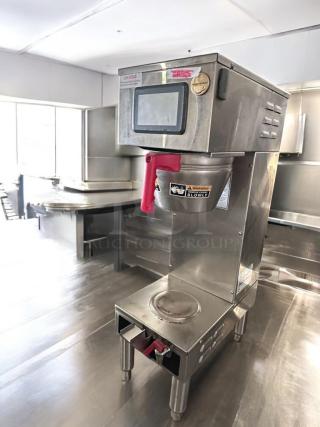 Wilbur Curtis commercial coffee brewer, stainless steel, UL listed, immaculate condition, fully tested, model CUR-L-BEV-0356.