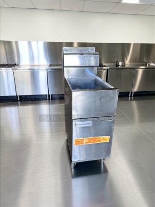 Frymaster Commercial Floor Gas Fryer, stainless steel, heavy-duty, prime condition, tested, model FRY-L-FRY-0596.