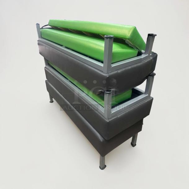 Commercial restaurant booth seating, superb condition, upholstered vinyl cushions, heavy-duty metal frame, inspected, model FUR-L-BOOTH-0585.