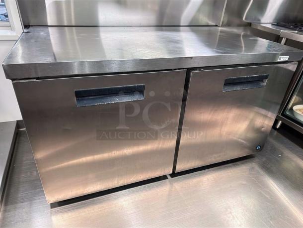 True Refrigeration 2-Door Stainless Steel Commercial Undercounter Refrigerator, elite condition, model TRU-L-UR-0635, fully tested.