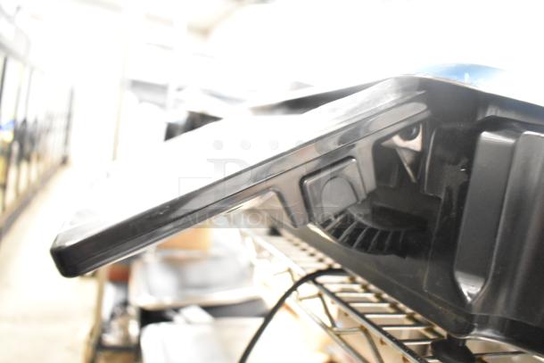 2024 Hobart HTi-7LH4W food portioning scale, black, commercial countertop model, 120/208-240V, 1 phase, tested and working.