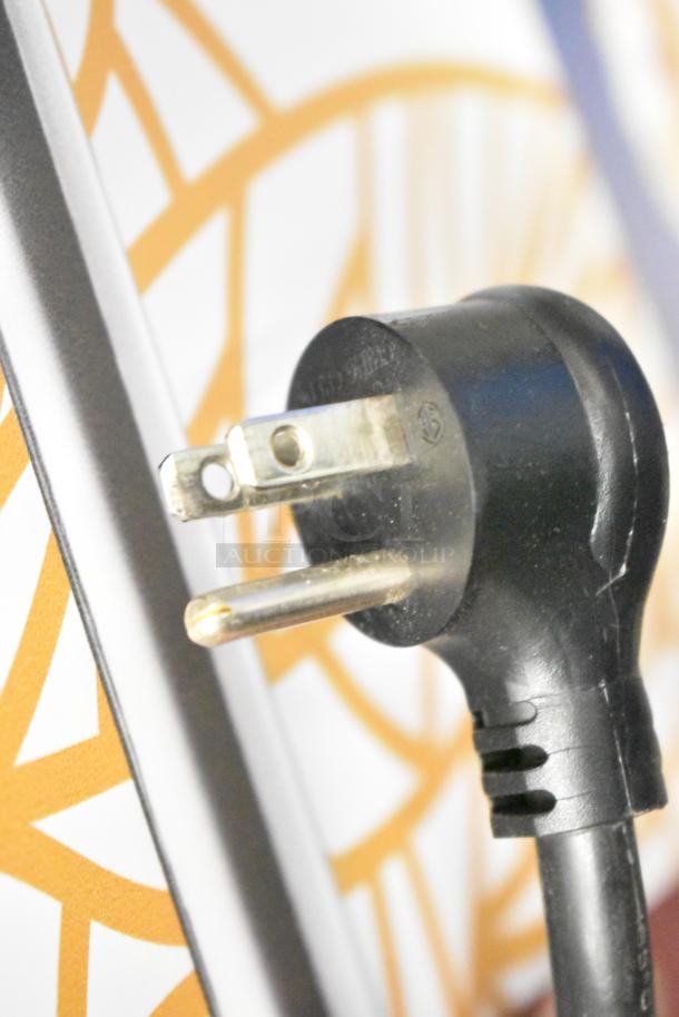 2025 True GDM-12F-HC Cooler Plug, 115V, 1 Phase. Black plug design visible, standard prongs, commercial use.