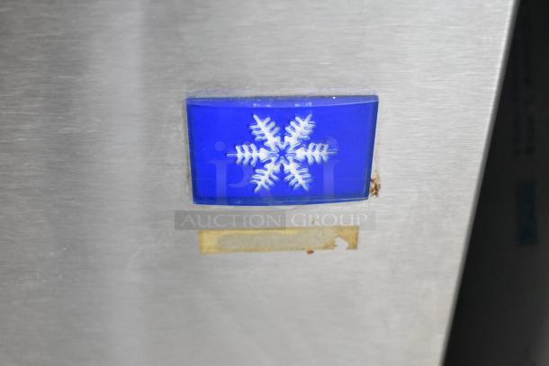 Manitowoc SD0452A ice machine head on SPA310 dispenser, 115V, 1-phase, features blue snowflake logo.