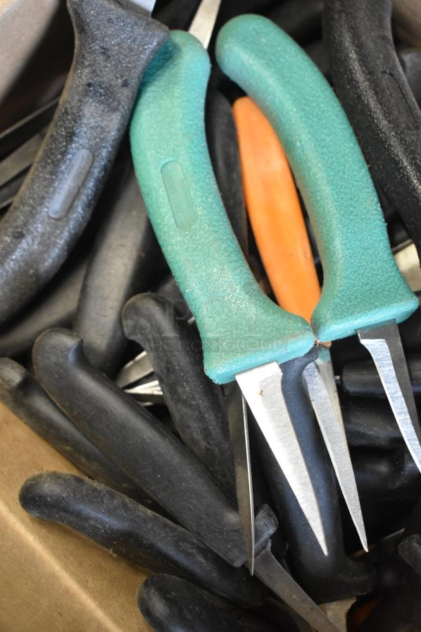 Set of 50 sharpened stainless steel knives with various colored handles, including a poultry knife, in excellent condition.