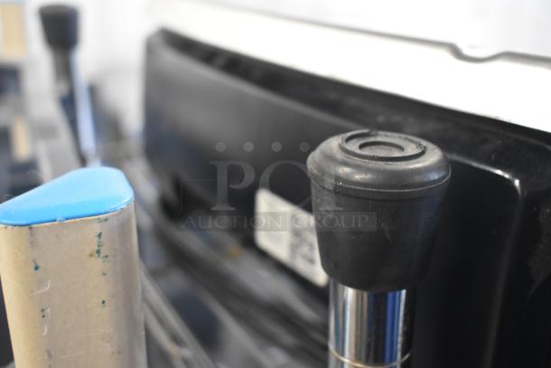 2023 Hobart HTi-7LH4W commercial scale, tested and working, with visible markings. 120/208-240V, 1 phase.