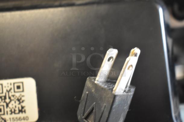 2023 Hobart HTi-7LH4W commercial scale plug and QR code label, tested and working condition.