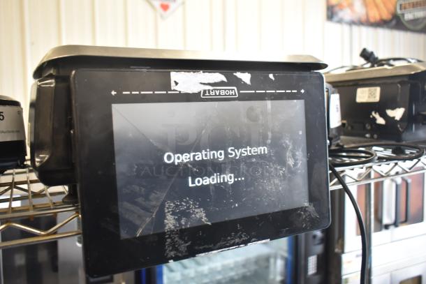 Hobart HTi-7LH4W food portioning scale with screen damage. Tested, working, 120/208-240V, 1 phase.