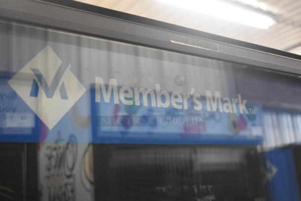 Crane 5800-4 commercial metal drink vending machine, features bill acceptor, 115 volts, 1 phase. Good condition.