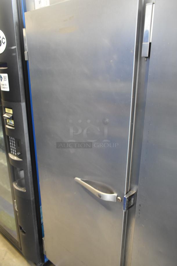 Traulsen G30013 commercial 3-door reach-in cooler. Stainless steel exterior, 115 volts, 1 phase. Good condition.