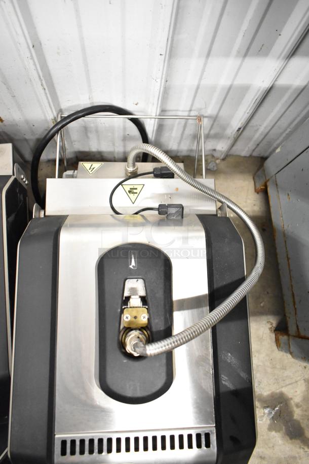 2019 Electrolux HSPP3BPRS commercial countertop panini press, 208V, 1 phase, stainless steel, excellent condition.