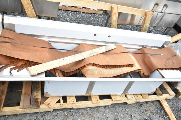 BRAND NEW Steelton 522CS31824LR 3 bay sink with dual drain boards, no legs, scratch and dent condition, in packaging.