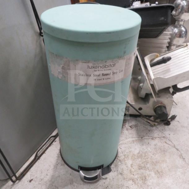 Mint-colored Juxenabitat stainless steel round step trash can, 30 liter/8 gallon capacity, visible wear on the label.