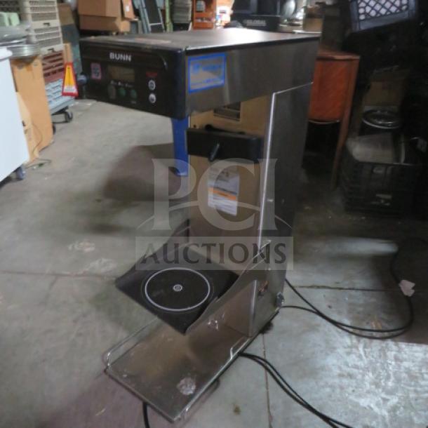 Bunn Infusion Coffee/Tea Brewer, Model ITCB-DV-29TRK, 120V, stainless steel, used condition, visible control panel.