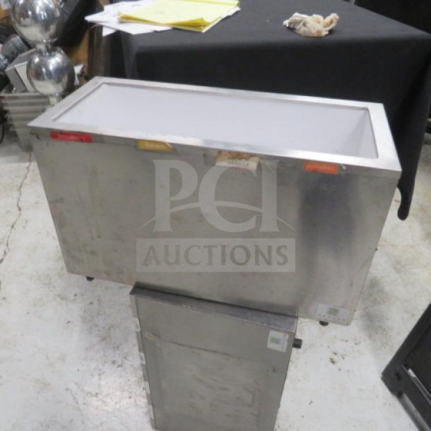 Server Stainless Steel Insulated Base Holder, Model SB-4, 20x9x11.5 inches, used condition, visible tags on the side.