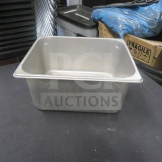 Half size 6-inch deep hotel pan in good condition. Made of stainless steel, suitable for professional kitchen use.