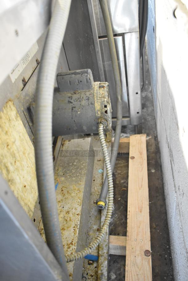 Garland Master 200 convection oven motor area showing connections and wiring, aged condition.