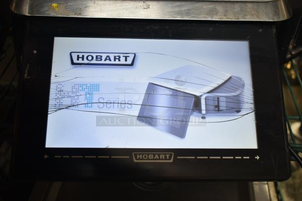 2018 Hobart HTi-7LH3 commercial scale with damaged screen, tested and working. 120/208-240V, 1 phase.