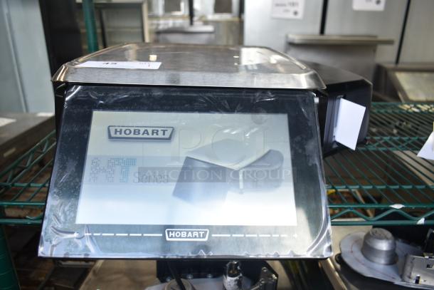 2025 Hobart HTi-7LH4W commercial countertop food portioning scale, tested and working, 120/208-240V, 1 phase, with display.