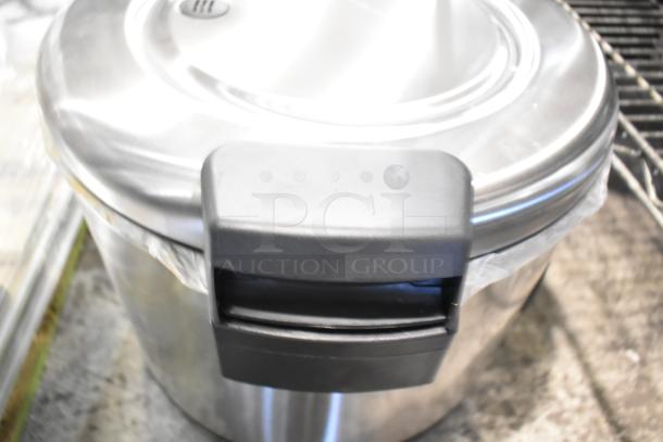 Brand new Galaxy 177RCSG60 countertop rice cooker, 60-cup capacity, stainless steel, electric, 120 volts, minor scratches.