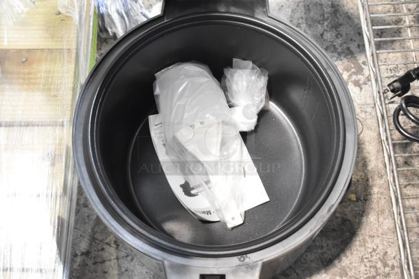 Brand new Galaxy 177RCSG60 countertop rice cooker, 60 cup capacity, includes accessories, operates on 120 volts, 1 phase.