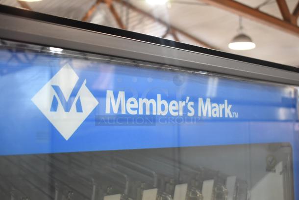 Crane 5800-4 vending machine with "Member's Mark" signage, bill acceptor, 115V, 1-phase, metal finish, commercial use.
