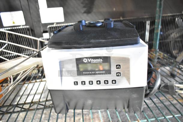 2025 VitaMix VM0214 Commercial Blender, 120V, Touch & Go Advance, good condition, visible controls and label.
