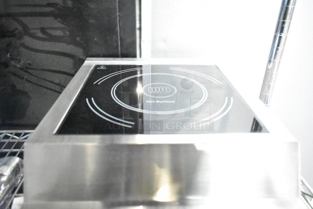 Avantco IC35SU stainless steel induction range with broken glasstop, 208-240 volts, 1 phase, countertop model.