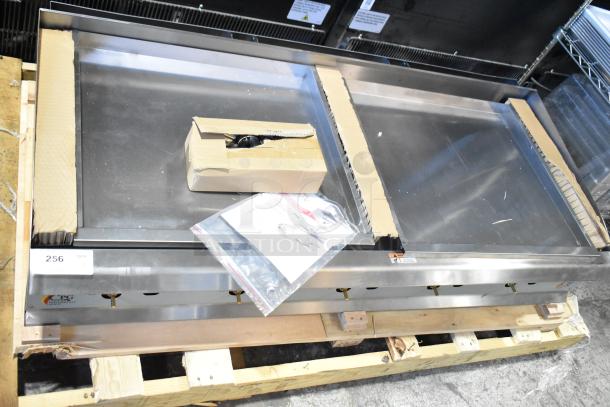 BRAND NEW Cooking Performance Group GM-CPG-60-NL 60" griddle, natural gas, 150,000 BTU, with manual controls, slight dent.