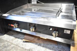 BRAND NEW SCRATCH AND DENT! Cooking Performance Group GTU-CPG-36-L Ultra Series 36" Chrome Plated Liquid Propane 3-Burner Countertop Griddle - 90,000 BTU