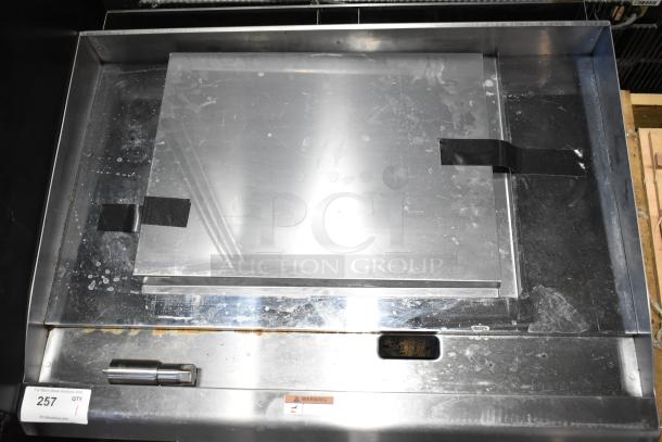 Brand new Cooking Performance Group GTU-CPG-36-L Ultra Series 36" chrome-plated 3-burner griddle, 90,000 BTU, scratch and dent.