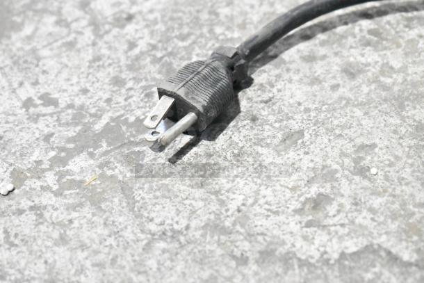 Stoelting Granistar GS, 2 Hopper Slushie Machine; missing lids. 115 volts, 1 phase. Auction image shows power plug detail.