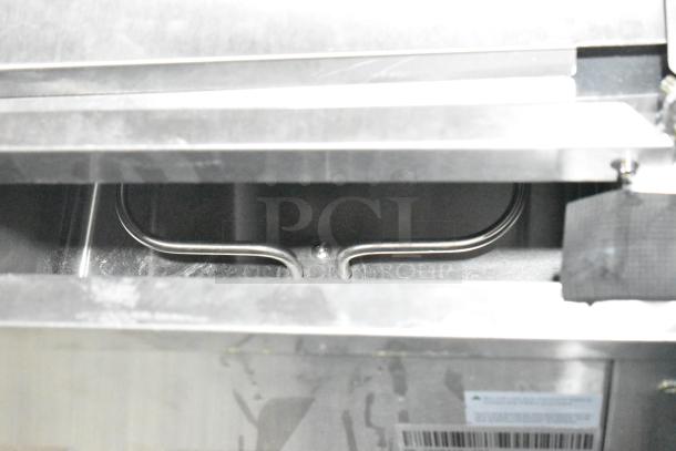 Brand new Avantco 177STE3S electric steam table. Features three-pan open well, undershelf, 120V, 1 phase. Scratch and dent condition.