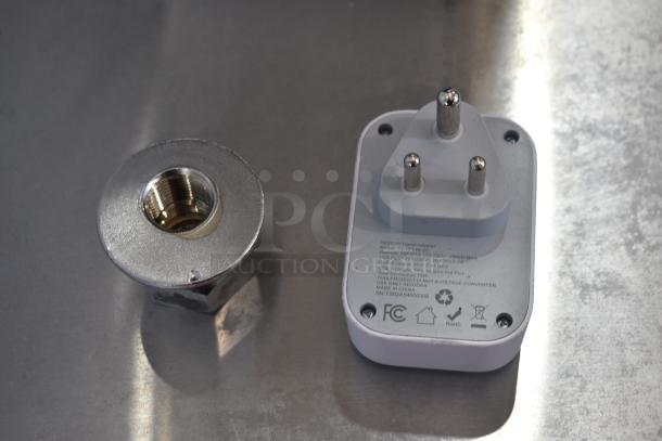 BRAND NEW 51000AA T&S 00AA 1/2" NPT Female Eccentric Coupling Inlet, minor scratches.