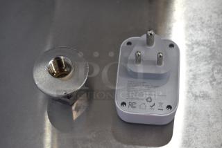 BRAND NEW 51000AA T&S 00AA 1/2" NPT Female Eccentric Coupling Inlet, minor scratches.