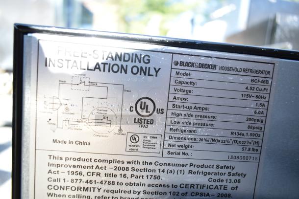 Alt Text: Black & Decker BCF46B mini cooler label showing specifications: 4.52 cu. ft, 115V, 1-phase, dimensions 20.5" x 22.25" x 32.12".