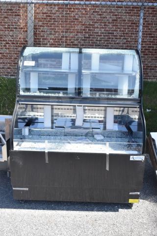 Avantco 193CAC48B Horizontal Grab N Go Merchandiser, broken glass top, 115V, 1 Phase, with top display case.