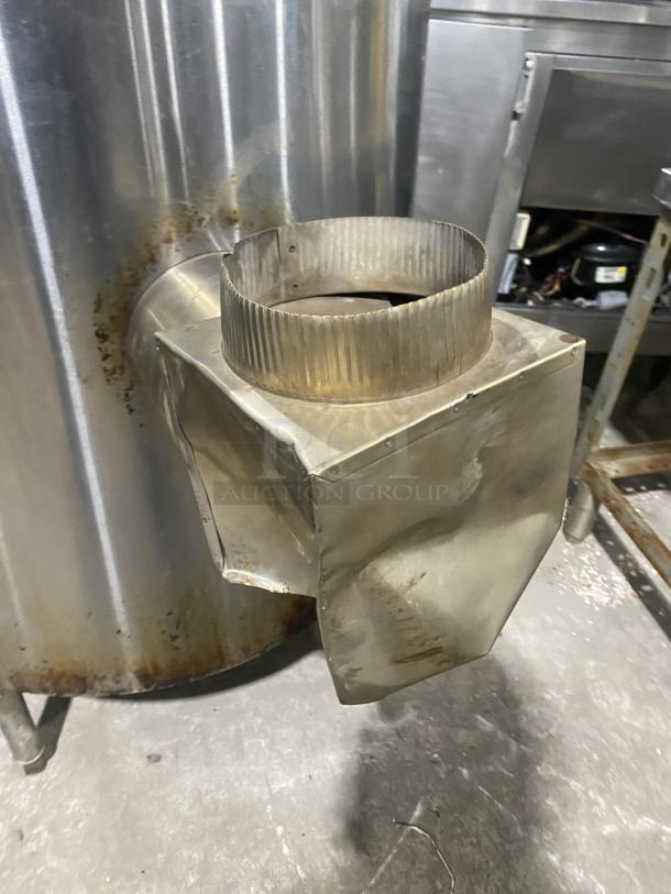 Groen AH/1-40 stainless steel steam jacketed kettle, natural gas powered, on legs, used condition, model SN: 43474.