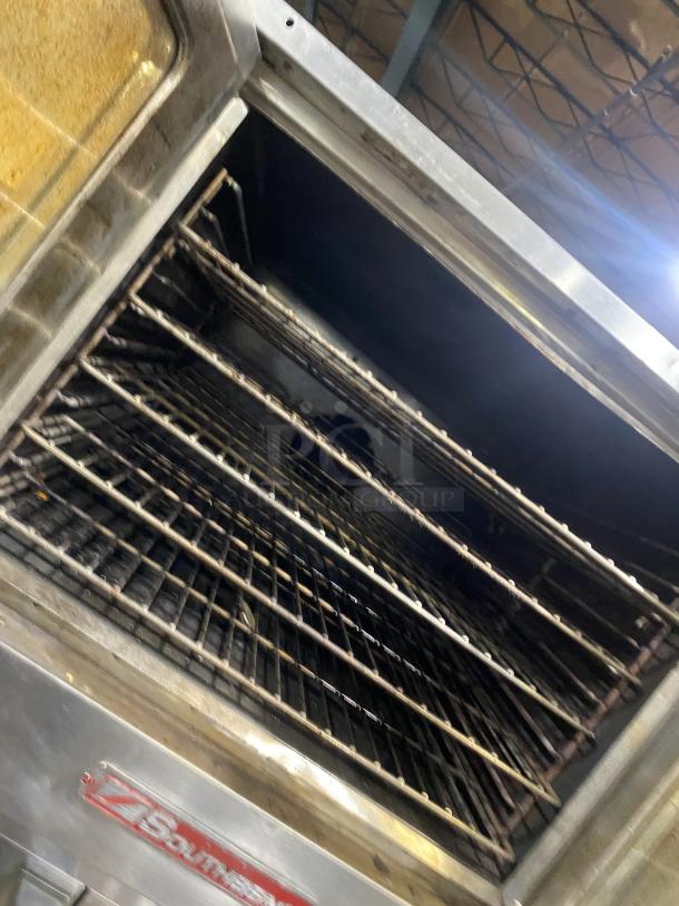 Southbend Marathoner Gold Series commercial convection oven, stainless steel, single stack, wired rack included, visible branding.
