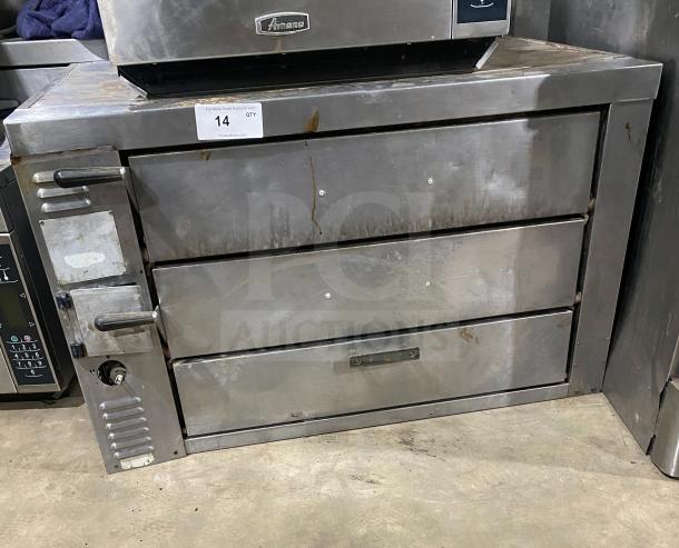 Amana Model GP-61 stainless steel countertop oven with 2 baking chambers; commercial use; visible wear; auction tag "14".