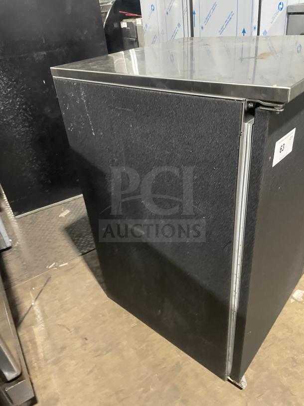 Glastender commercial cooler/refrigerator F1SB24, black with stainless steel interior. Model F1SB24, SN: 290200666. 120V, 1 Phase, 60HZ.