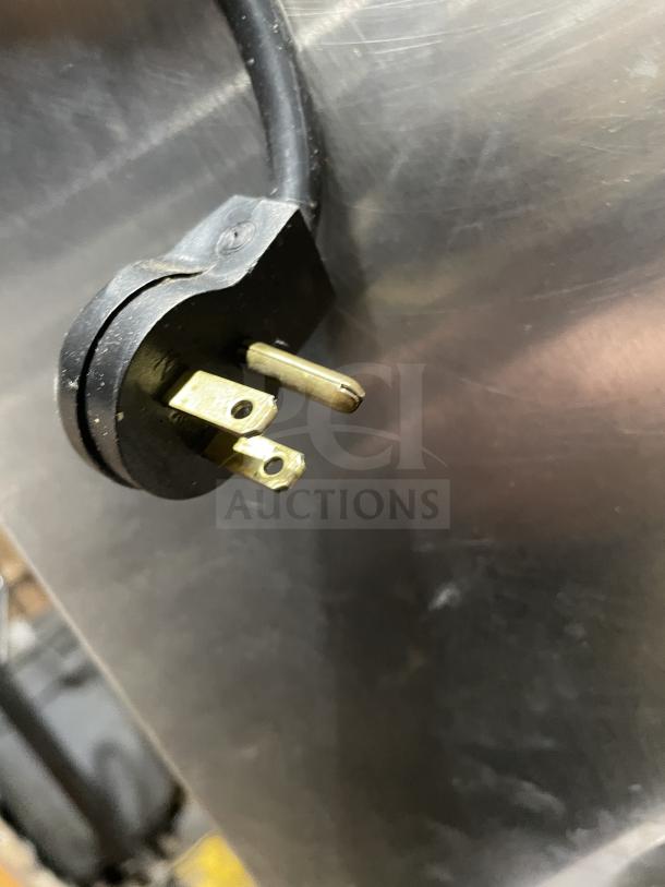 Beverage Air TMR1HC-1S commercial stainless steel refrigerator plug, 115V, single phase. Model SN: J47221200006.