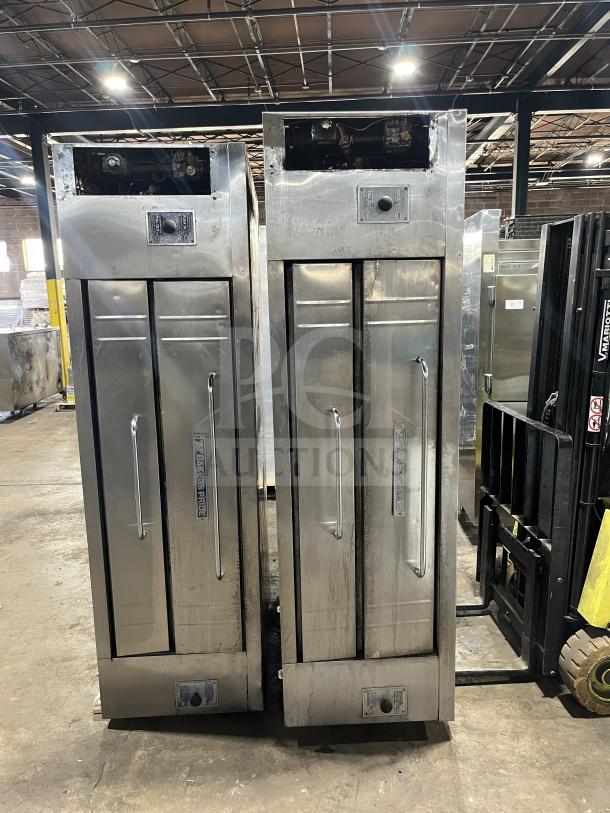 Bakers Pride Y600/602 stainless steel double stacked gas pizza oven. Commercial use, fits 6 pies, Model: Y602.