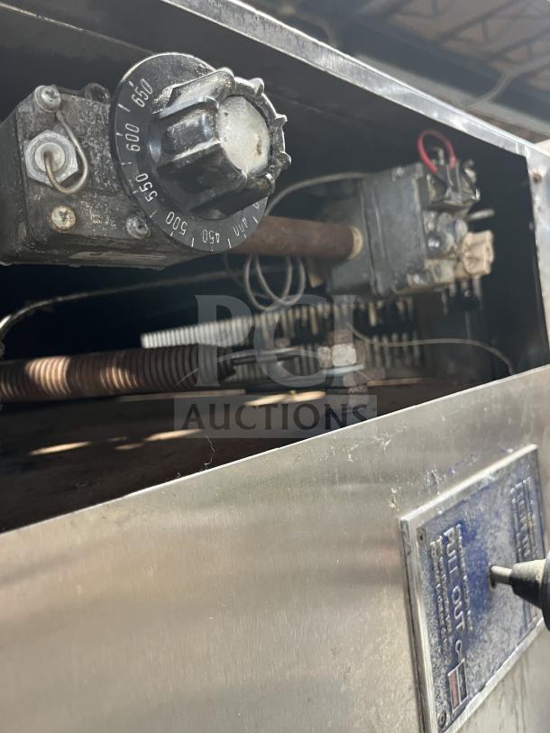 Bakers Pride Y600/602 stainless steel gas pizza oven, double stacked, temperature dial, durable, commercial-grade.