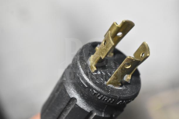 Close-up of a plug for the 2018 True GDM-72F-LD 3 Door Freezer; 115/208-230 Volts, 1 Phase.