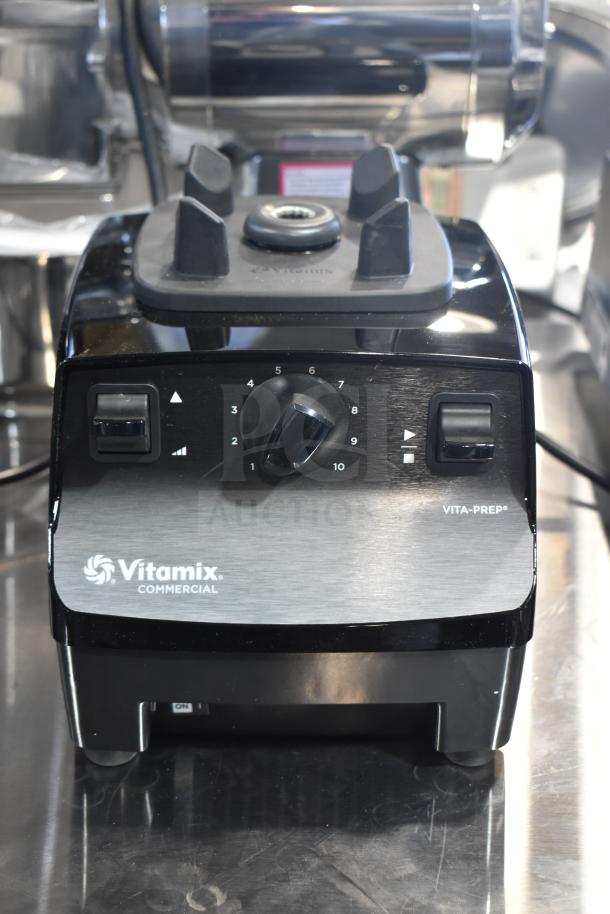 2026 Vita-Mix VM0101 Vita-Prep Blender, 2.3 hp, 64 oz container, new scratch and dent, 120V, 1 phase.