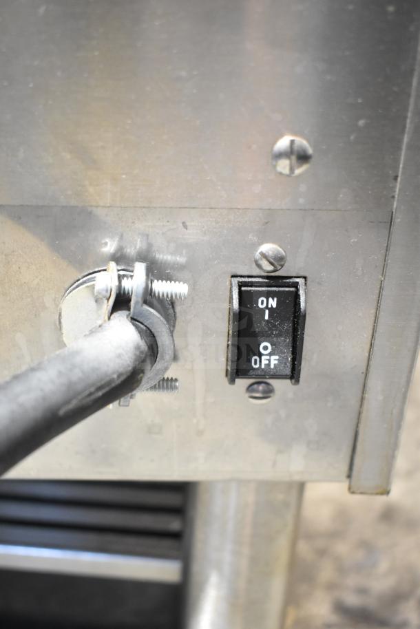 2019 Bunn IMIX-5 Cappuccino Machine, featuring a power switch, robust commercial use, 120/208-240V, 1 phase.