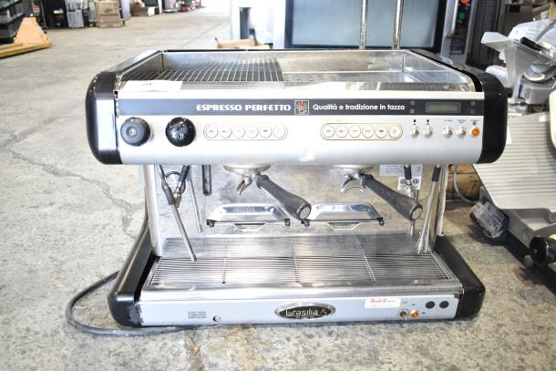 Brasilia OPUS-R-D-2 espresso machine, 2 group, 2 portafilters, 2 steam wands, countertop model, 220V, 1 phase.