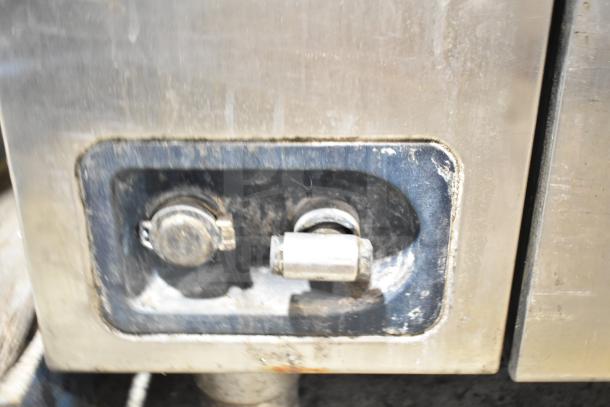 2018 Alto Shaam CTP10-10EVH stainless steel combi convection oven control panel, showing wear. 208/240V, 3 phase.