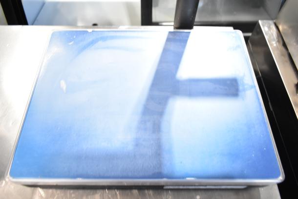 Mettler Toledo FreshWay Food Portioning Scale, stainless steel platform, 100-240V, ideal for precise measurements.