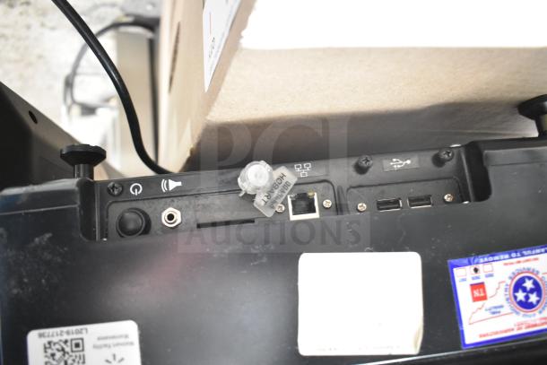 2017 Hobart HTi-7LH26 commercial scale with visible ports, tested and working. Marked for power and USB connections.